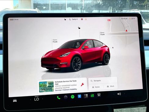 Used 2024 Tesla Model Y 2WD image 30