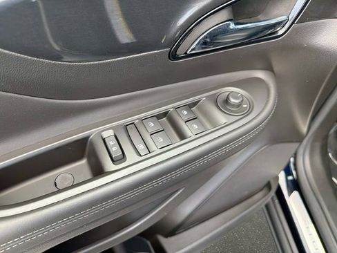 Used 2022 Buick Encore Preferred w/ Safety Package AWD/4WD image 18