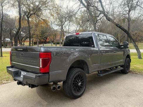 Used 2021 Ford F250 Lariat image 3