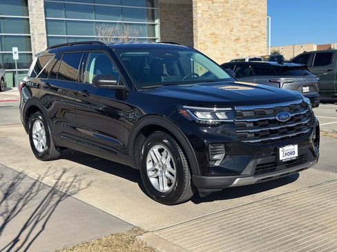 New 2026 Ford Explorer Active image 40