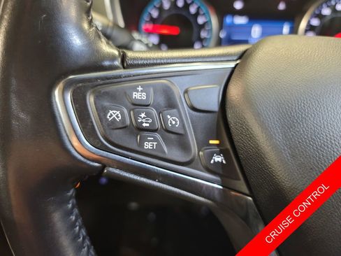 Used 2021 Chevrolet Equinox LT image 12