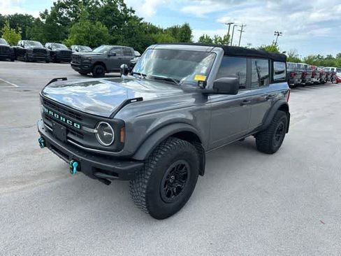 Used 2022 Ford Bronco 4-Door AWD/4WD image 14