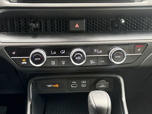 Certified 2025 Honda CR-V EX image 25