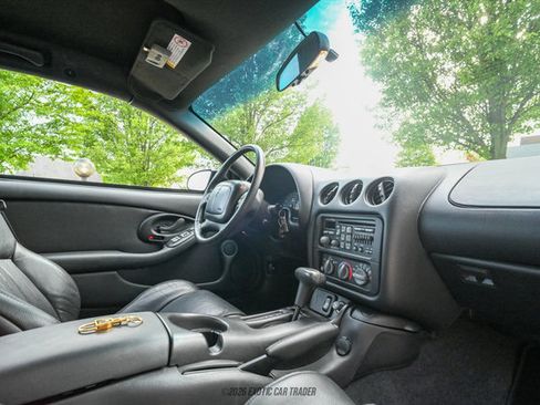 Used 2002 Pontiac Firebird Trans Am RWD image 57