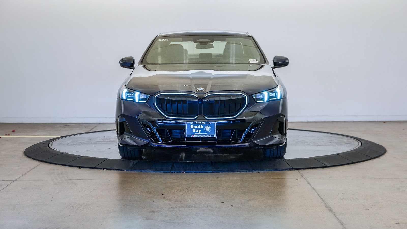 Used 2027 BMW 540i xDrive AWD/4WD image 7