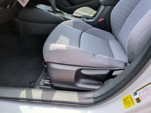 Used 2026 Toyota Corolla SE w/ SE Premium Package FWD image 15