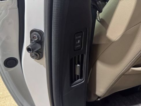 Used 2022 Honda Odyssey EX-L image 24