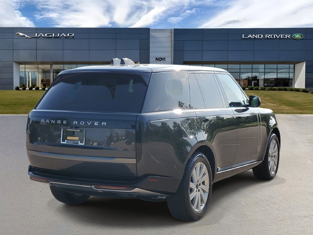 New 2026 Land Rover Range Rover SE AWD/4WD image 3