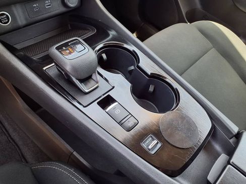 Used 2023 Nissan Rogue S FWD image 23