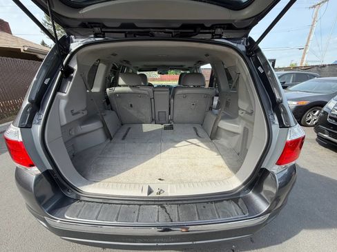 Used 2013 Toyota Highlander Limited FWD image 13