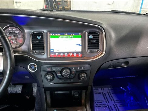 Used 2012 Dodge Charger SXT Plus image 19