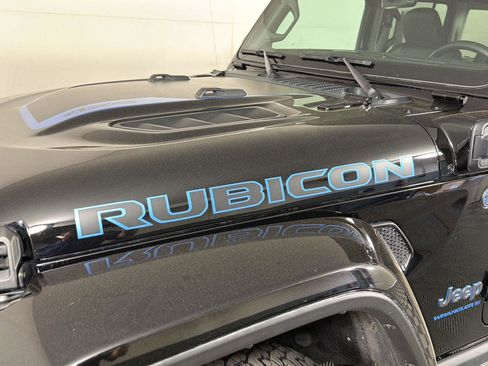 Used 2023 Jeep Wrangler Unlimited Rubicon 4xe w/ Steel Bumper Group AWD/4WD image 13