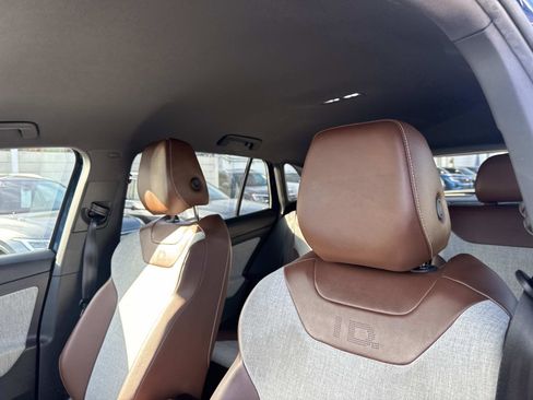 Certified 2023 Volkswagen ID.4 2WD image 14