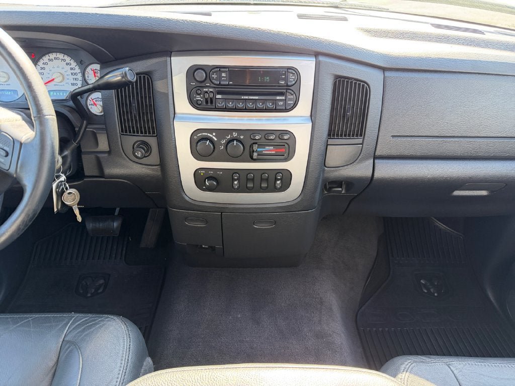 Used 2004 Dodge Ram 3500 Truck SLT w/ Trailer Tow Group AWD/4WD image 13