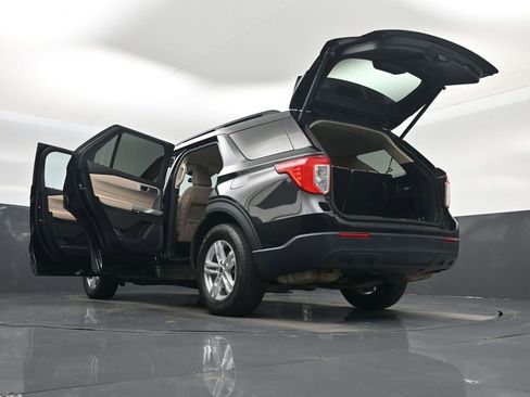 Used 2022 Ford Explorer XLT image 53