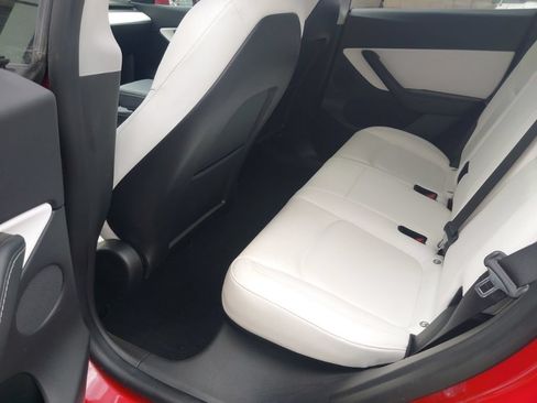 Used 2021 Tesla Model Y Long Range AWD/4WD image 6