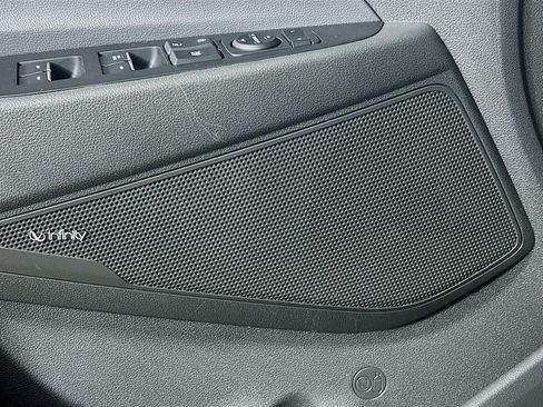 Certified 2021 Hyundai Tucson Limited w/ Cargo Package image 18