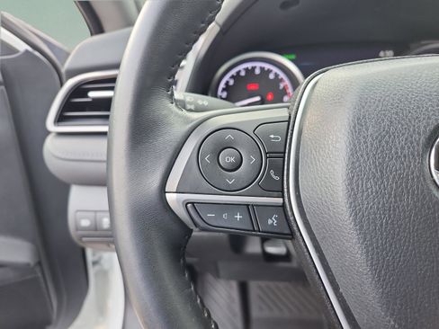 Used 2024 Toyota Camry XLE image 15