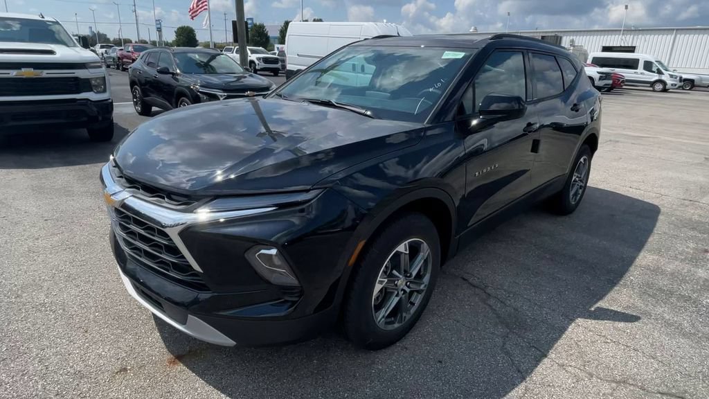 New 2026 Chevrolet Blazer LT w/ Convenience Package FWD image 6