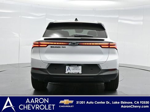 New 2026 Chevrolet Equinox EV LT w/ LPO, Blackout Package AWD/4WD image 45
