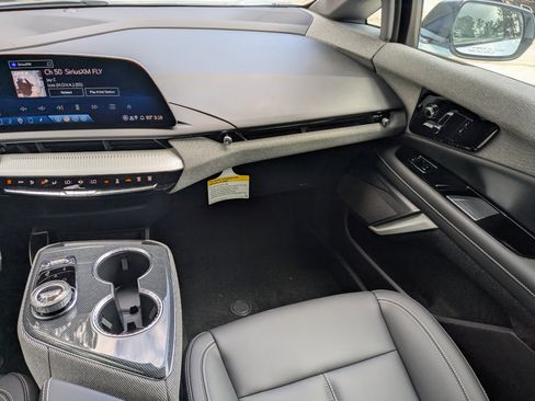 New 2025 Cadillac Optiq Sport 1 image 15