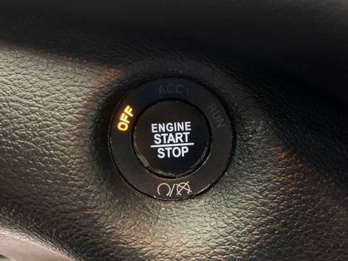 Used 2022 Jeep Cherokee Latitude Lux AWD/4WD image 23
