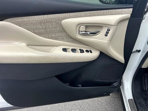 Certified 2021 Nissan Murano SL image 9