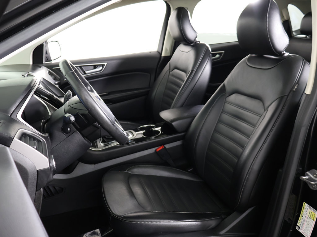 Used 2018 Ford Edge SEL w/ Equipment Group 201A AWD/4WD image 34