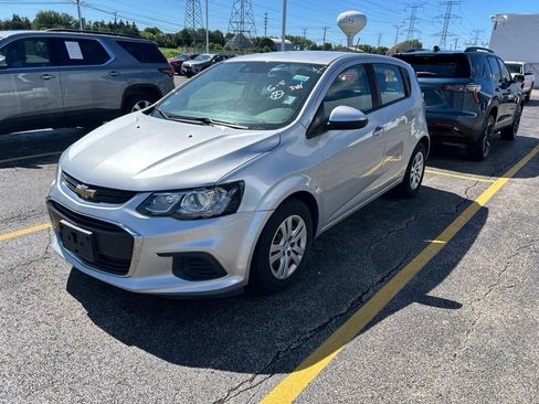 Used 2020 Chevrolet Sonic LT FWD image 2