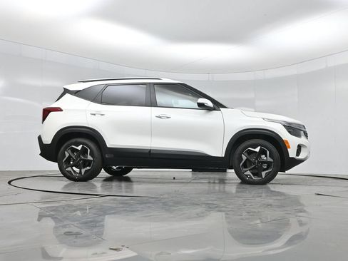 New 2026 Kia Seltos S FWD image 55