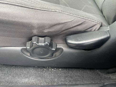 Used 2016 Toyota Tacoma SR5 image 14