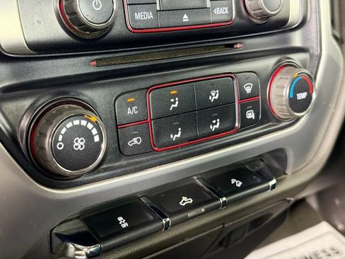 Used 2016 GMC Sierra 2500 SLE w/ Suspension Package, Off-Road AWD/4WD image 15