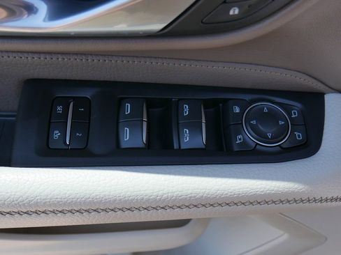 Used 2023 GMC Yukon XL Denali AWD/4WD image 91