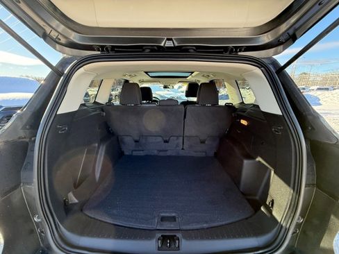 Used 2017 Ford Escape SE image 26