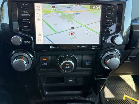 Used 2020 Toyota 4Runner TRD Off-Road Premium w/ Moonroof Package AWD/4WD image 24