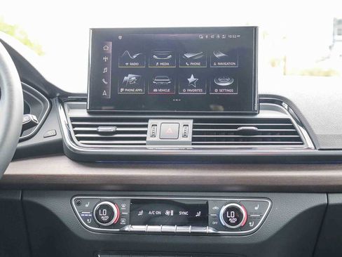 Used 2023 Audi Q5 2.0T Prestige w/ Prestige Package AWD/4WD image 14