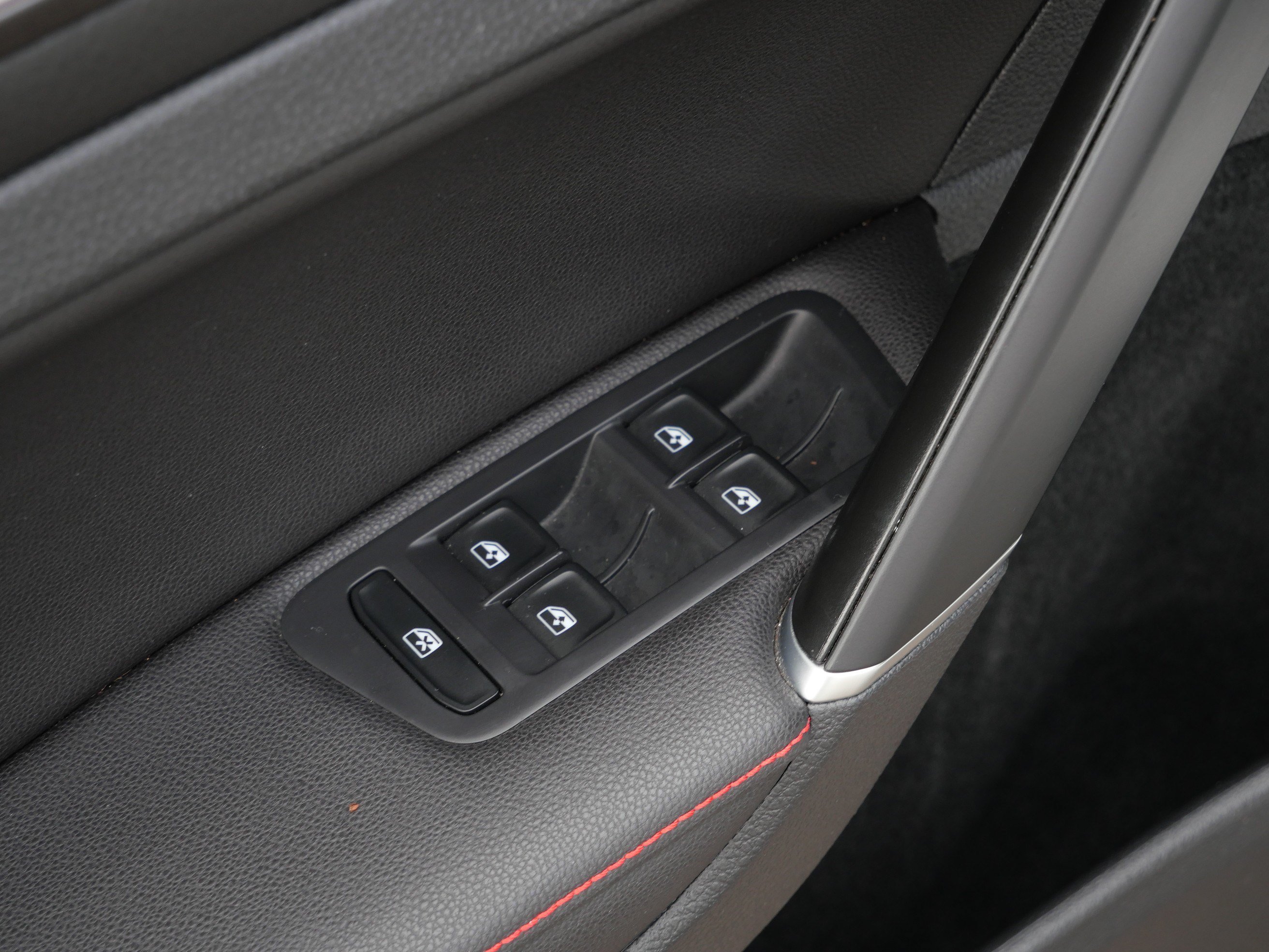 Certified 2021 Volkswagen GTI Autobahn FWD image 19
