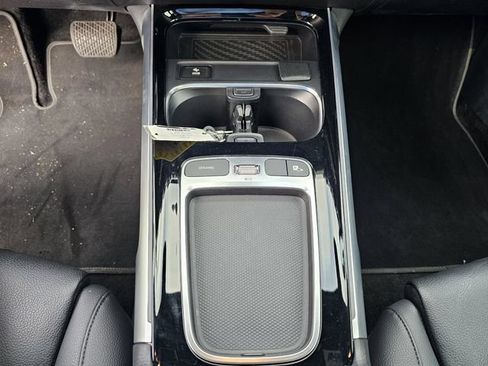 Used 2024 Mercedes-Benz GLB 250 image 27