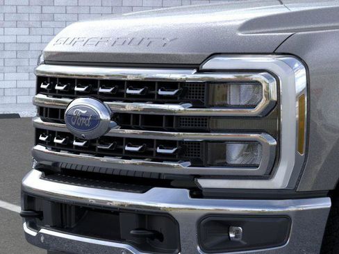 New 2026 Ford F250 Lariat w/ Lariat Premium Package image 17