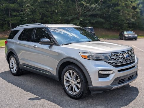 Used 2020 Ford Explorer Limited AWD/4WD image 11
