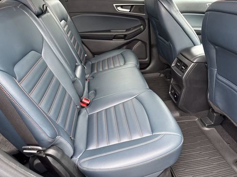 Used 2022 Ford Edge SEL w/ Sport Appearance Package AWD/4WD image 15