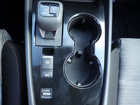 Used 2023 Nissan Rogue SV FWD image 32