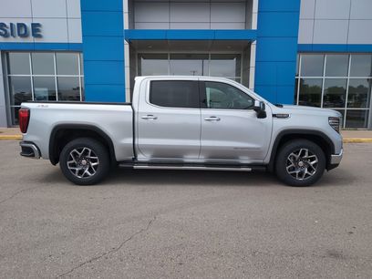 Used 2022 GMC Sierra 1500 SLT w/ SLT Premium Plus Package
