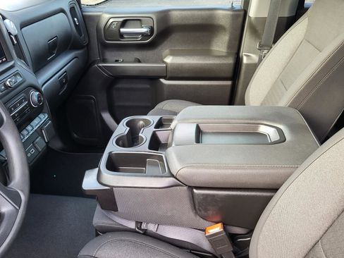 Used 2024 Chevrolet Silverado 1500 Custom Trail Boss image 28