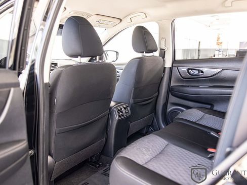 Used 2020 Nissan Rogue SV AWD/4WD image 33