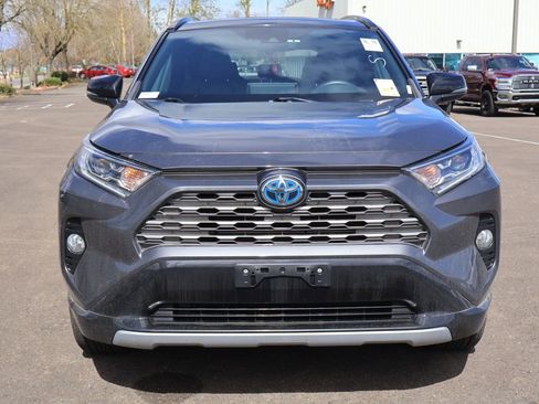 Used 2020 Toyota RAV4 XSE image 9