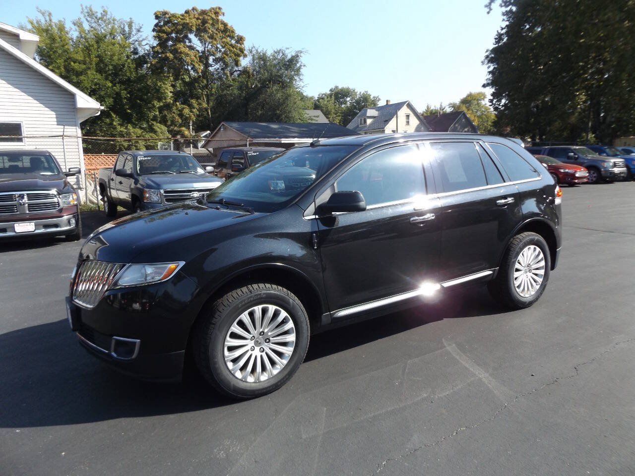 Used 2013 Lincoln MKX AWD image 1