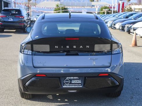 New 2026 Nissan Leaf Platinum+ w/ Illuminated Package FWD image 7