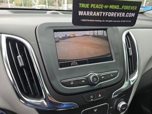 Used 2024 Chevrolet Equinox LS FWD image 23