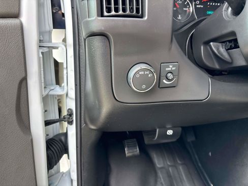 Used 2025 GMC Savana 2500 w/ Driver Convenience Package RWD image 11